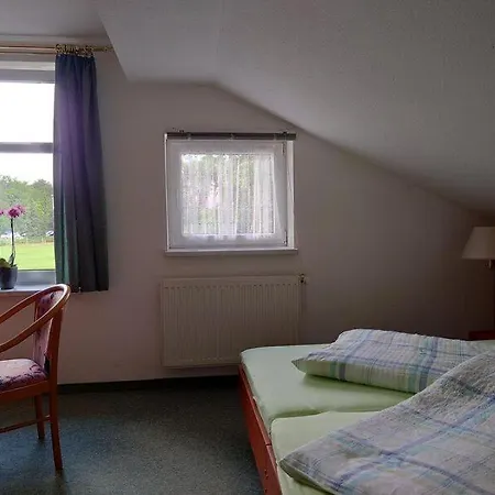 Schuetzenhaus 호텔